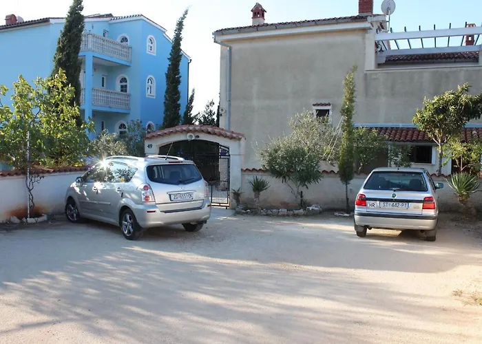 With A Parking Space - 7386 Apartment *