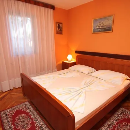 Apartment With A Parking Space - 7386