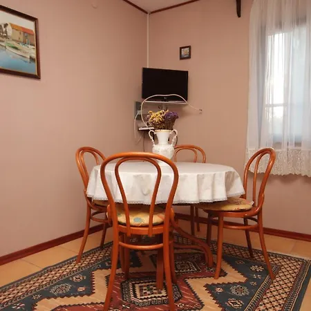 With A Parking Space - 7386 Appartement
