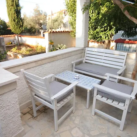 With A Parking Space - 7386 Apartmán Medulin
